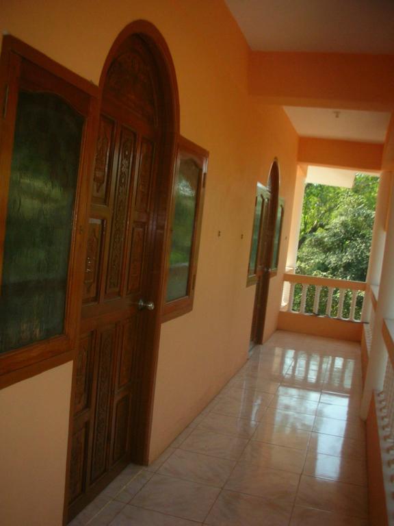 Madonna Holidays Apartment Benaulim Bagian luar foto